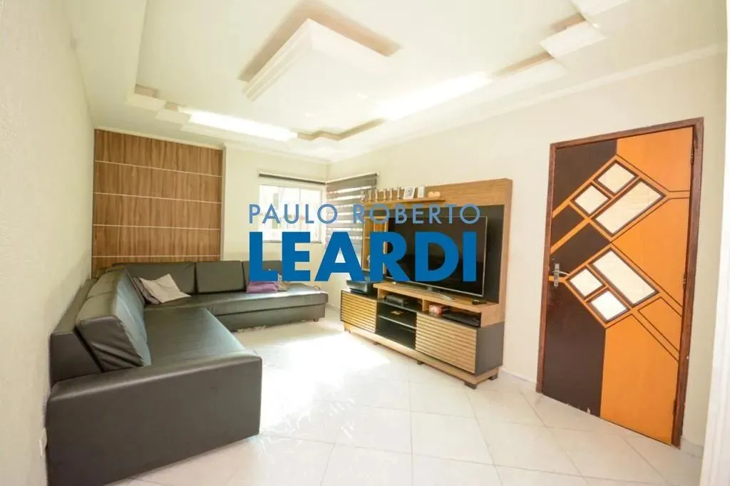 CASA ASSOBRADADA - JARDIM TEXTIL - SP