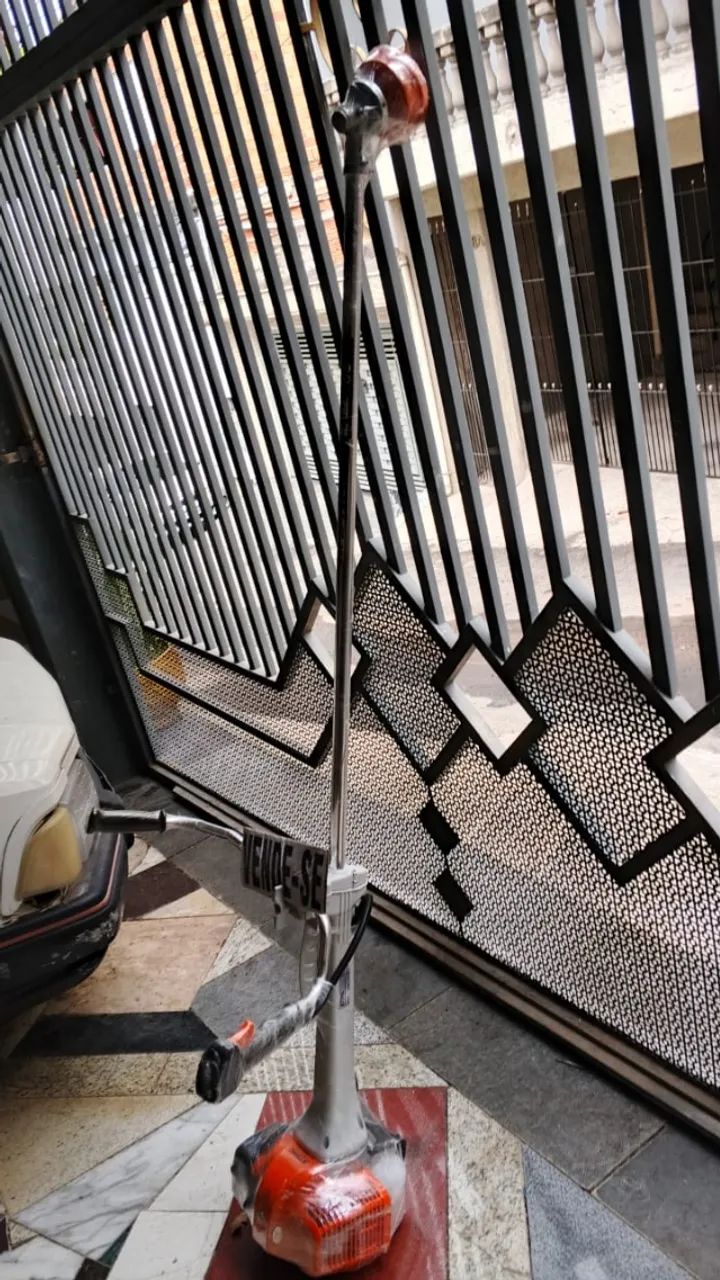 Roçadeira a combustão FS 351 STIHL Nova - Foto 6