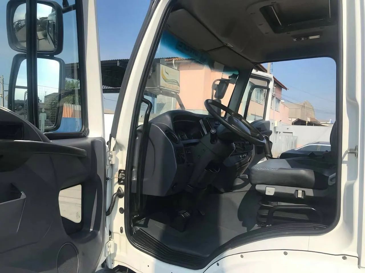 Ford Cargo 2629 6x4 Caçamba ano 2013 - Foto 7