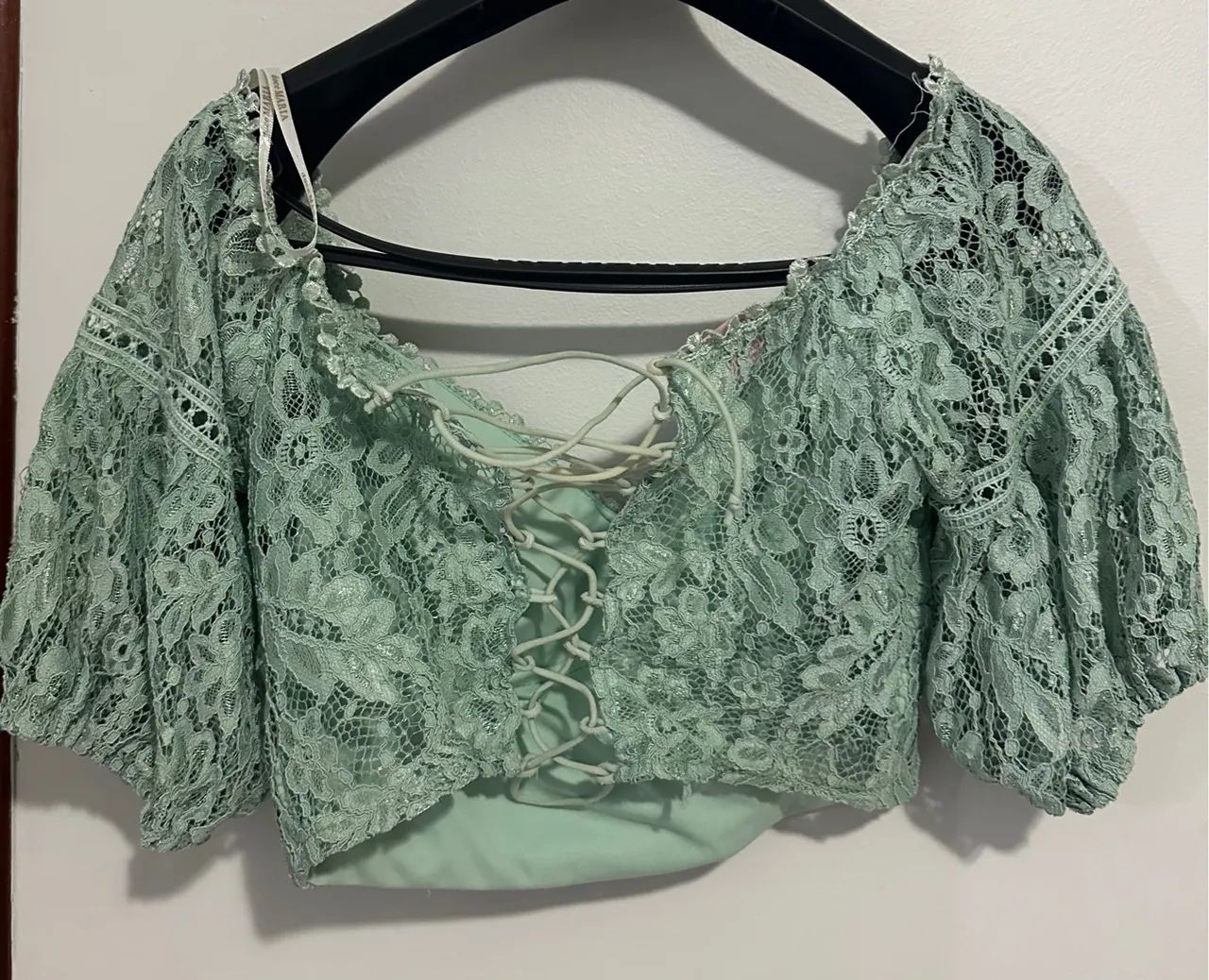 Vestido renda verde água tamanho 40 - Foto 2