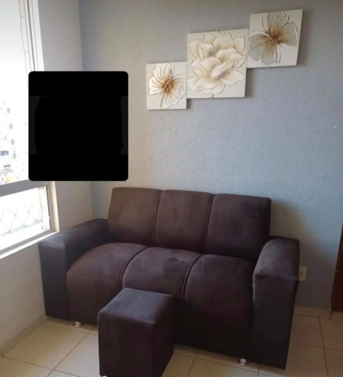 Sofá simples 3 lugares com puff 500$  - Foto 4