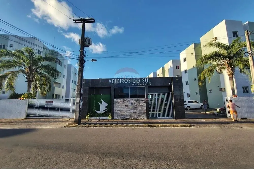 "Conforto e Praticidade: Alugo Apartamento em Condomínio Clube"