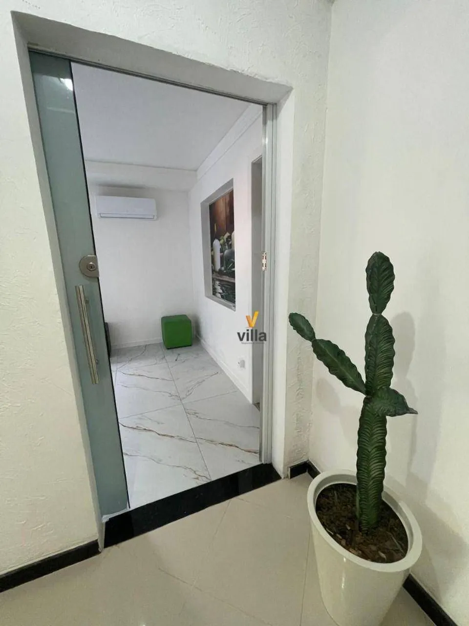 Ótima sala para alugar no Parque das Castanheiras - Praia da Costa