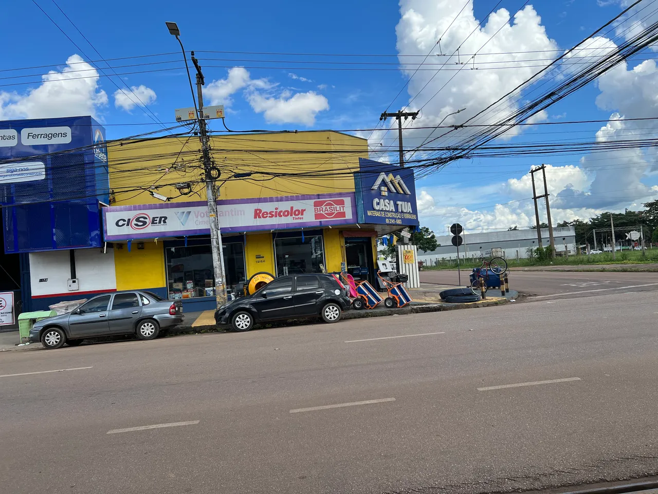Loja Ponto Comercial, de esquina, C/Estacionamto Av. amazonas prox Jorrge Teixeira