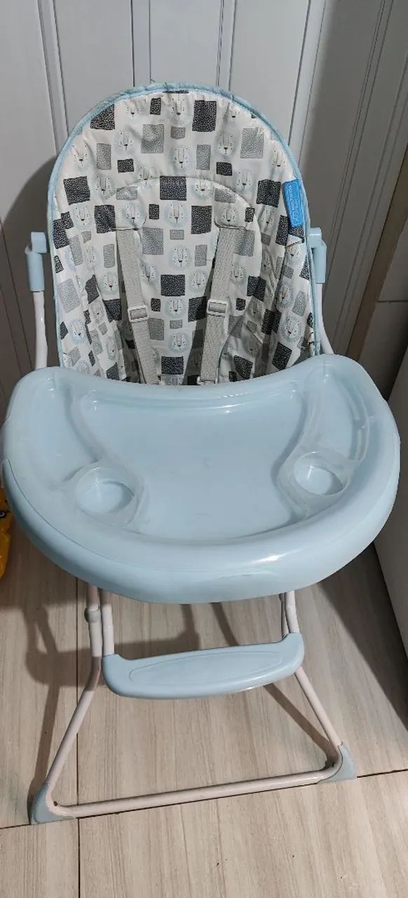 Cadeirinha de alimentação 