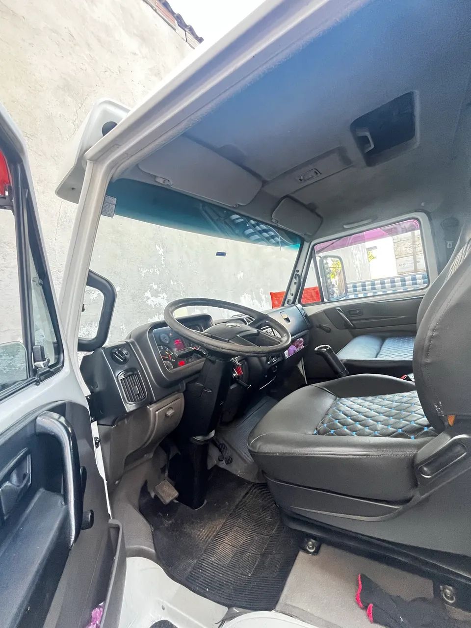 Volkswagen 9.160 Delivery 2013 Carroceria  - Foto 4