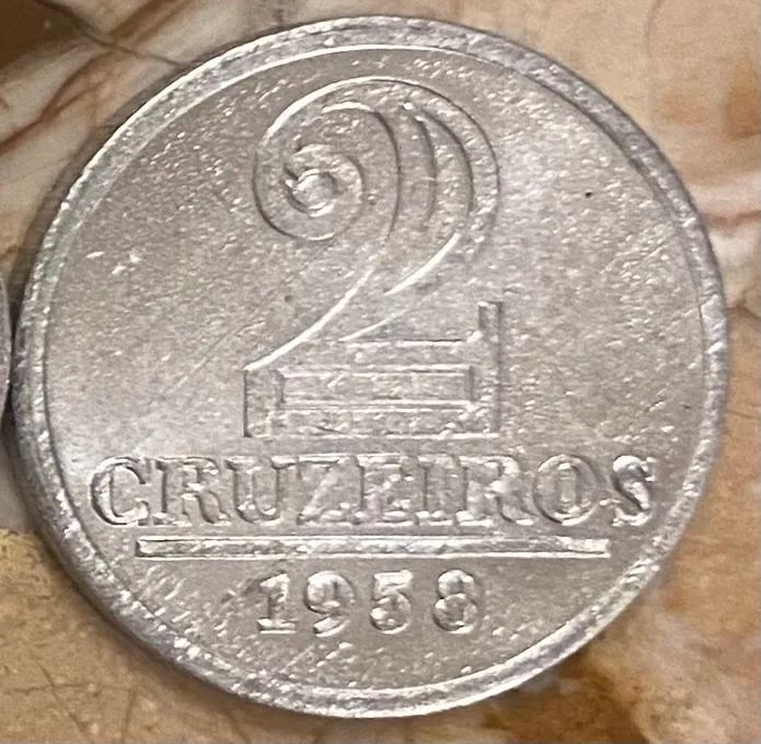 Conjunto de Moedas brasileiras de 10, 20 e 50 centavos e 1 e 2 cruzeiros - Foto 4