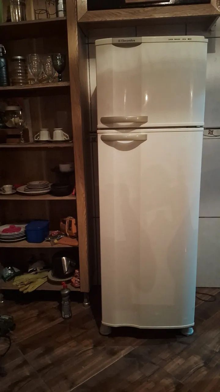 Geladeira Electrolux DC34, 260L - Foto 2