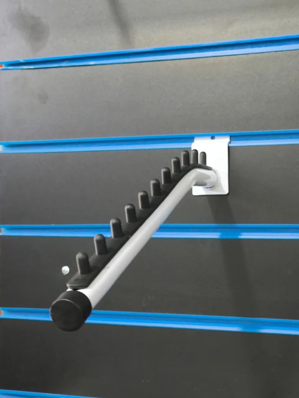 Arara Cabideira para Cabides - Painel Canaletado - Foto 4