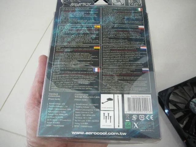 2 Cooler 120mm - Aerocool - Shark (defeitinho - mostruário) - Foto 3