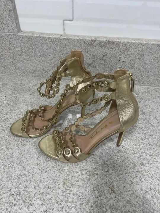 Sandália Dourada nº 37 - Foto 2