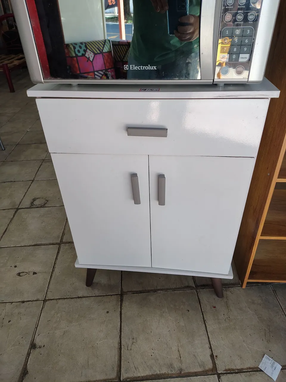 Armário para microondas branco