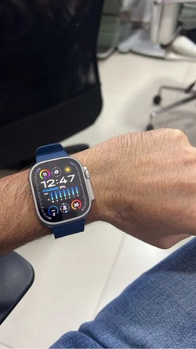 Apple Watch Ultra 2 GPS + Celular - Caixa Titânio 49mm- Pulseira oceano azul - Novo - Foto 2