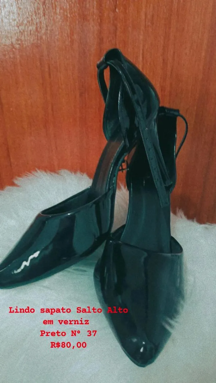 Sapatos semi novos