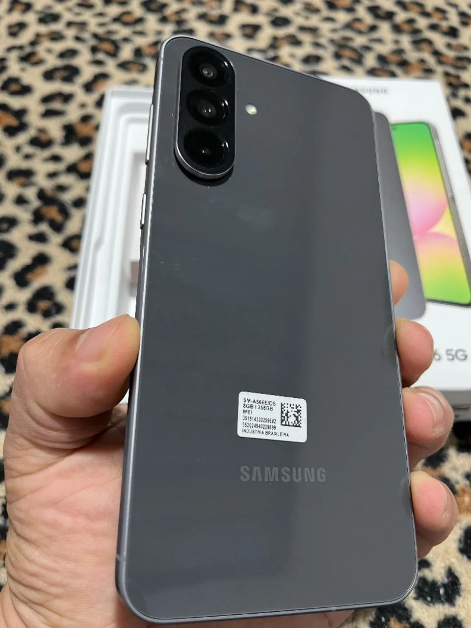 A56,256gb