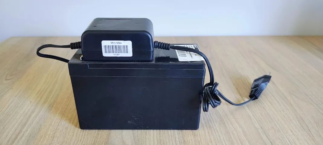 Fonte No-Break 13.8v 2a Volt + Bateria Selada Powertek 12v Flex En012 - Foto 2