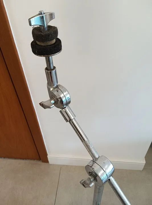 ## Estante de pratos girafa para bateria Nagano, completa totalmente funcional e original! - Foto 5