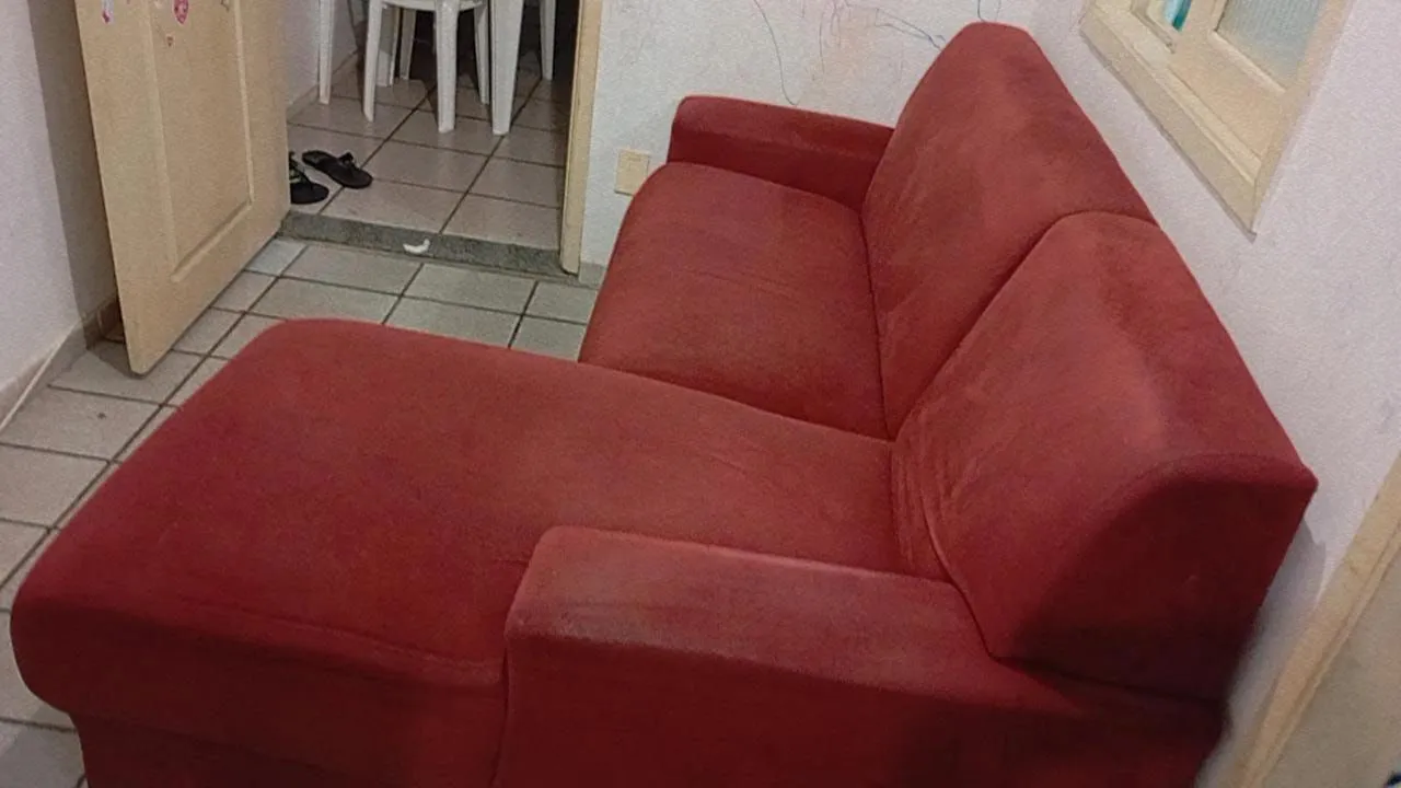 Sofá de canto vinho