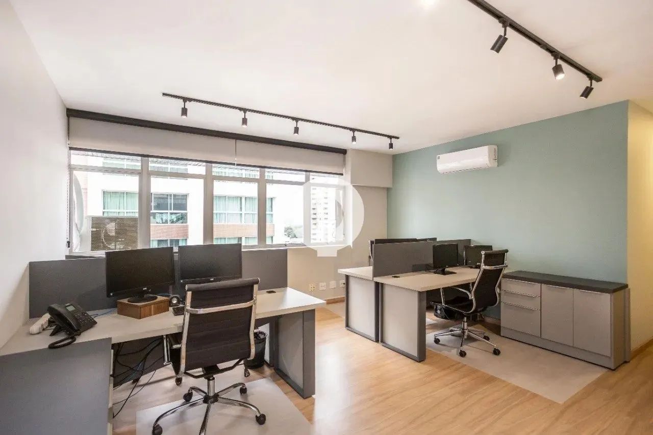 SALA COMERCIAL MOBILIADA À VENDA - CENTRO, CURITIBA