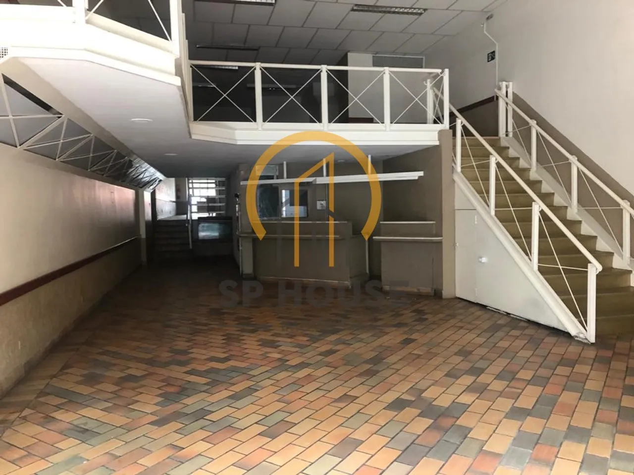 Loja para locação, 359 m², Vila Mariana