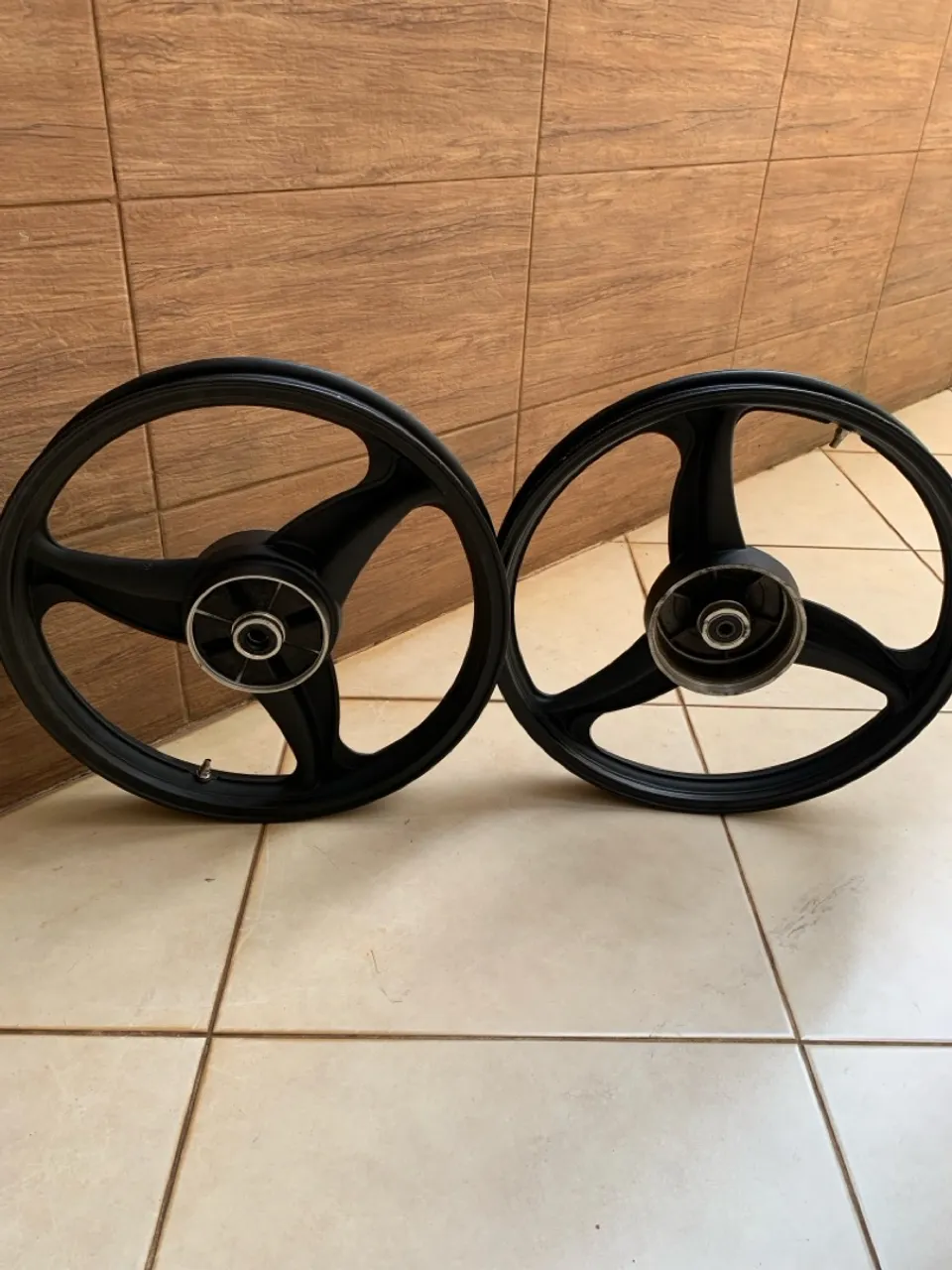 Roda liga leve moto Yamaha