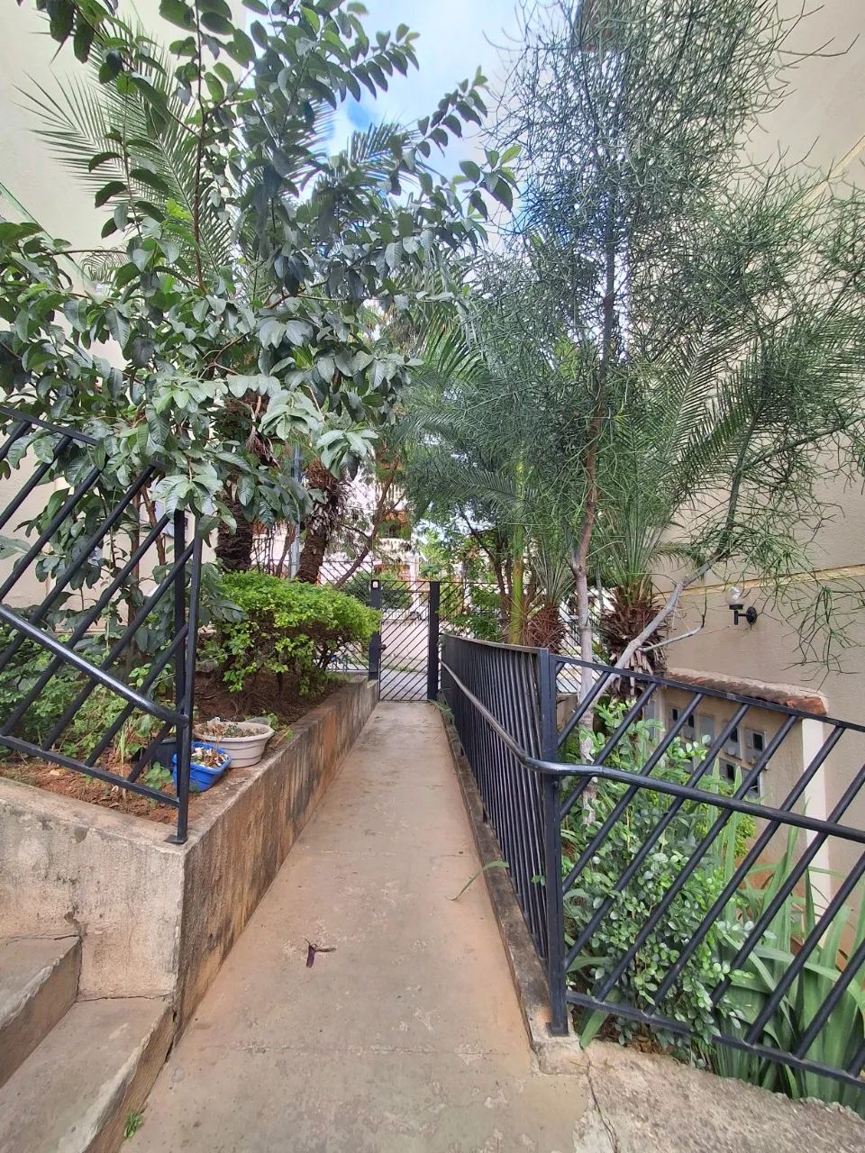 Apartamento de 2 quartos no Camargos excelente localização - Foto 3