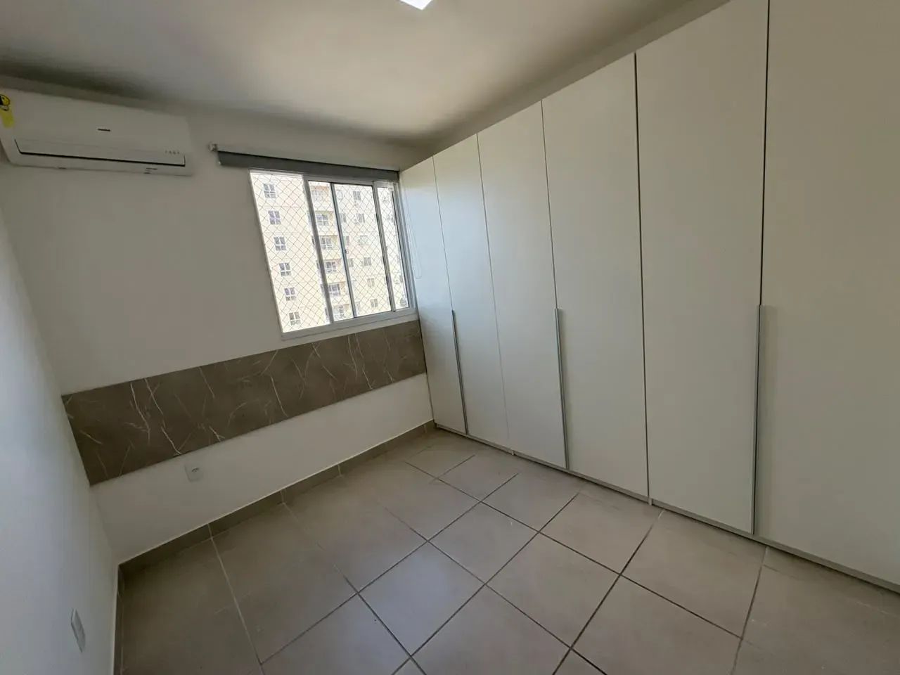 Alugo Apto de 2 quartos com varanda no Antares - Foto 4
