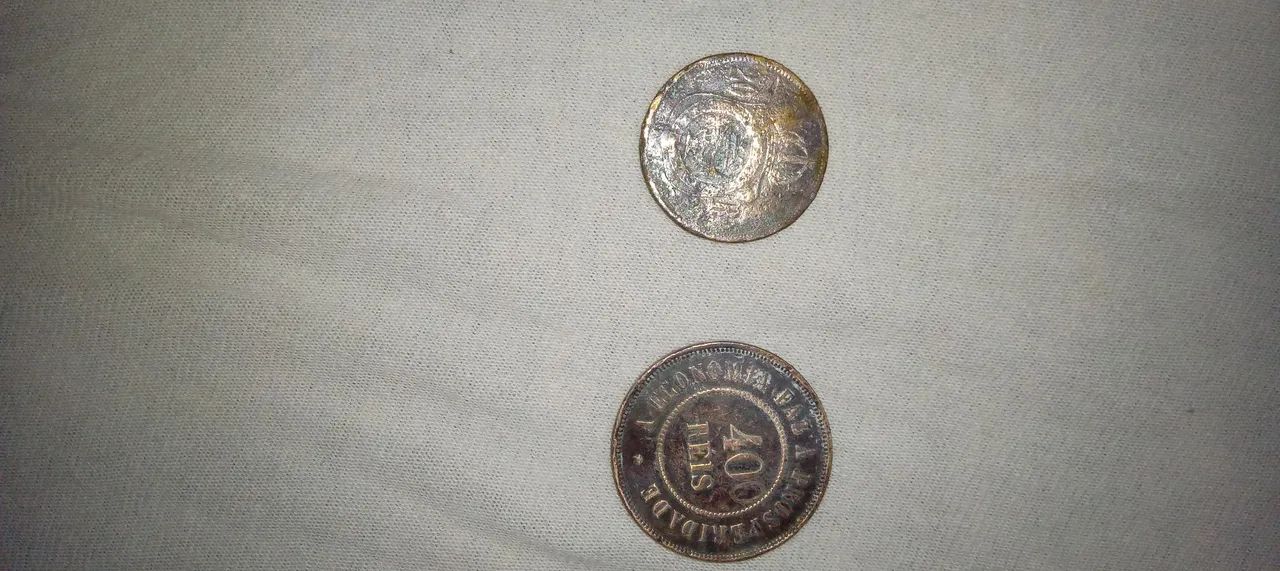 Moedas em reis antigas