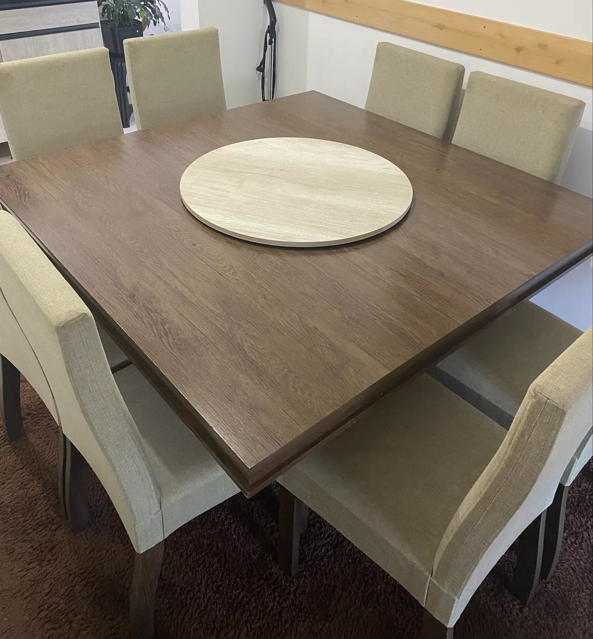 Mesa com centro giratório e 8 cadeiras  - Foto 2