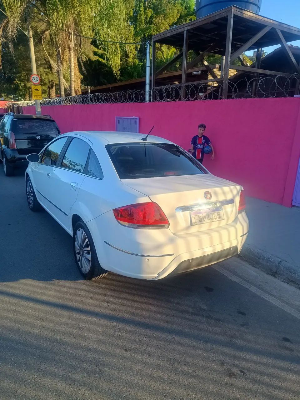 Fiat Linea Absolute 1.9/1.8 Flex Dualogic 4P 2015 - Foto 4