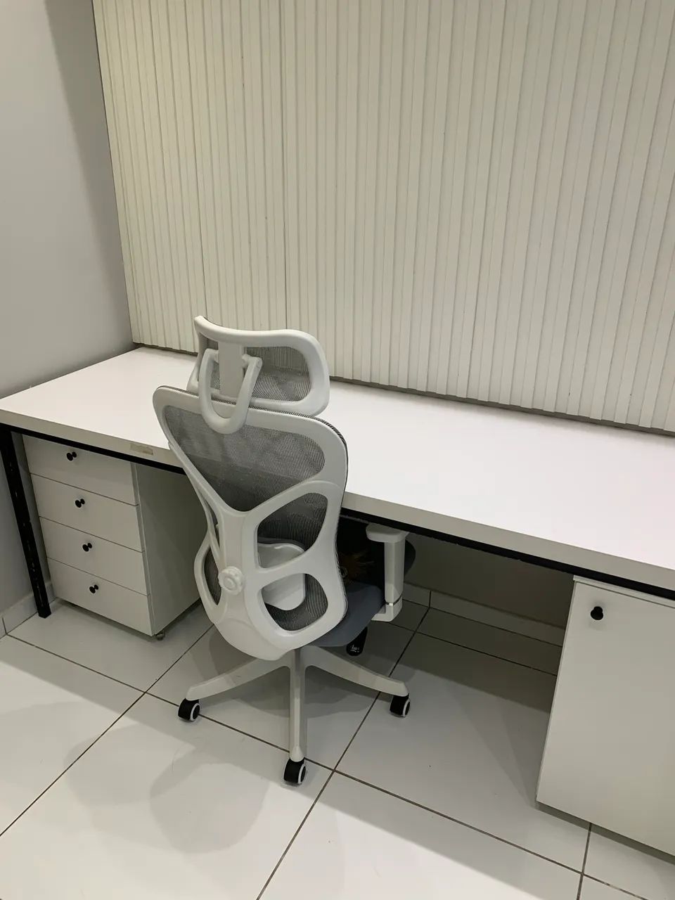 Mesa de computador +cadeira