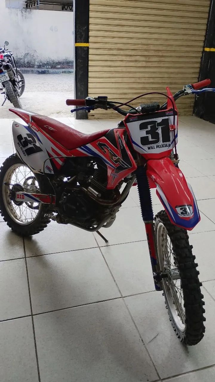 CRF 230 - Foto 2