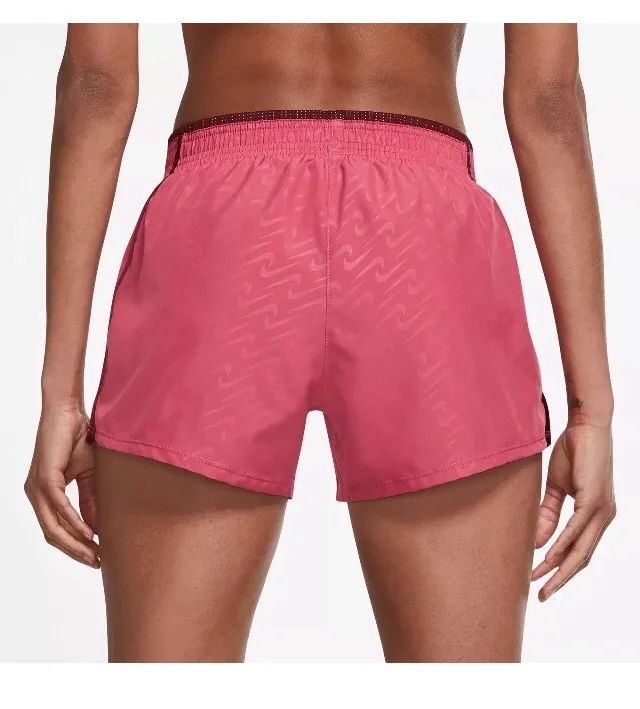 Short Nike plus size 
