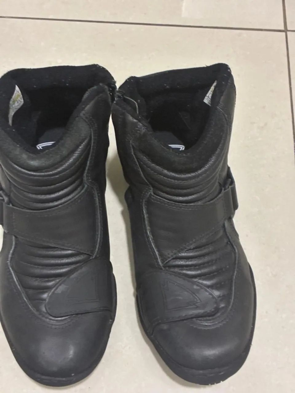 bota de couro motociclista - Foto 4