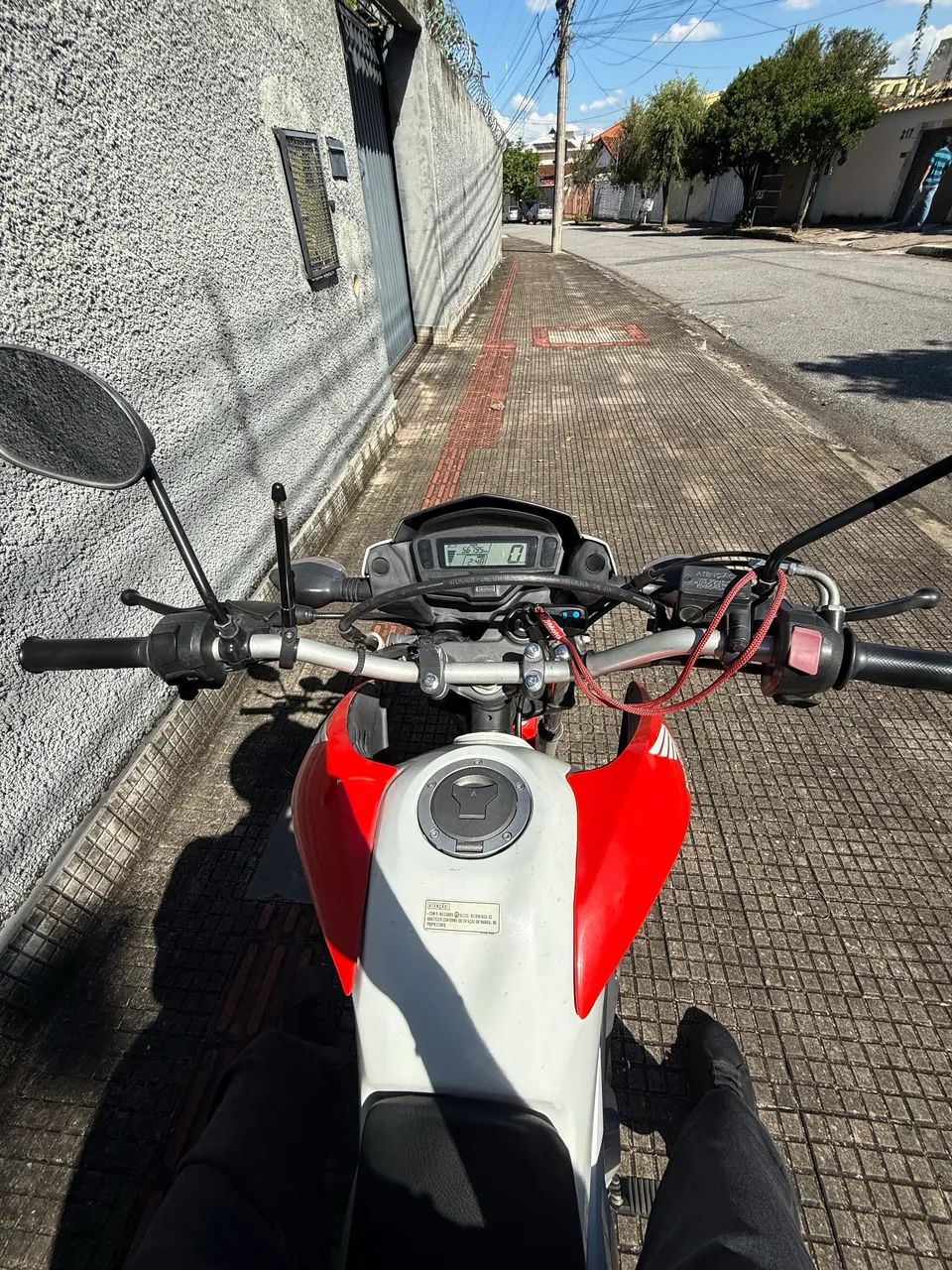 Bross 160 baixo km conservada  - Foto 3