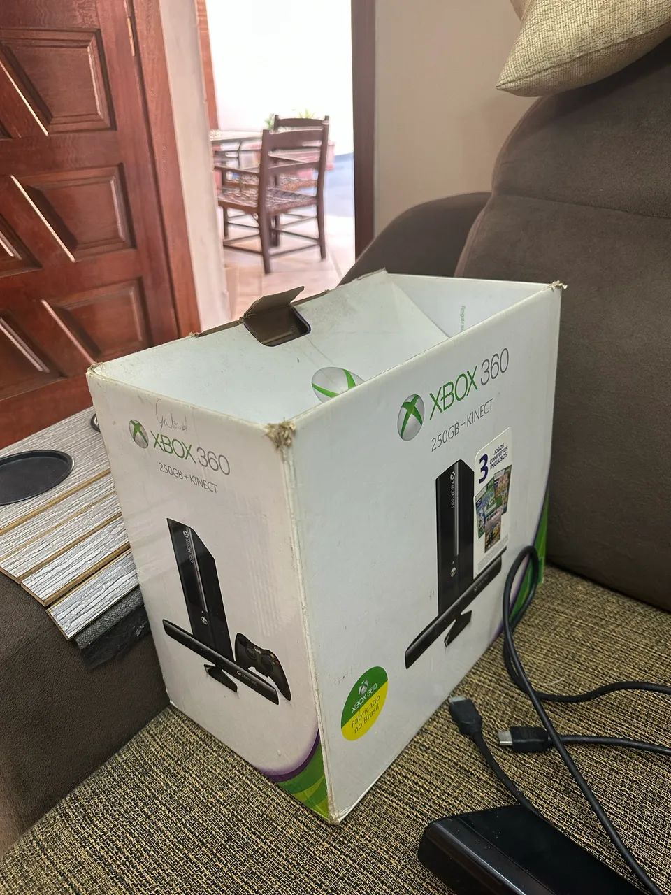 XBOX 360 SLIM+ KINECT +JOGOS - Foto 4