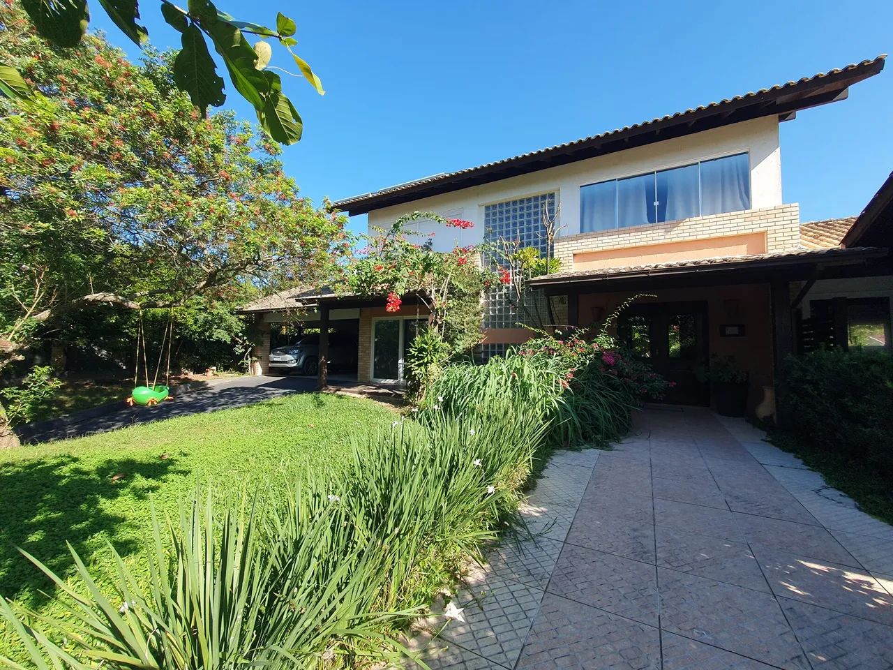 Casa de alto padrão em condomínio exclusivo | Porto da Lagoa | 4 suítes | 1.075m² de terre - Foto 2