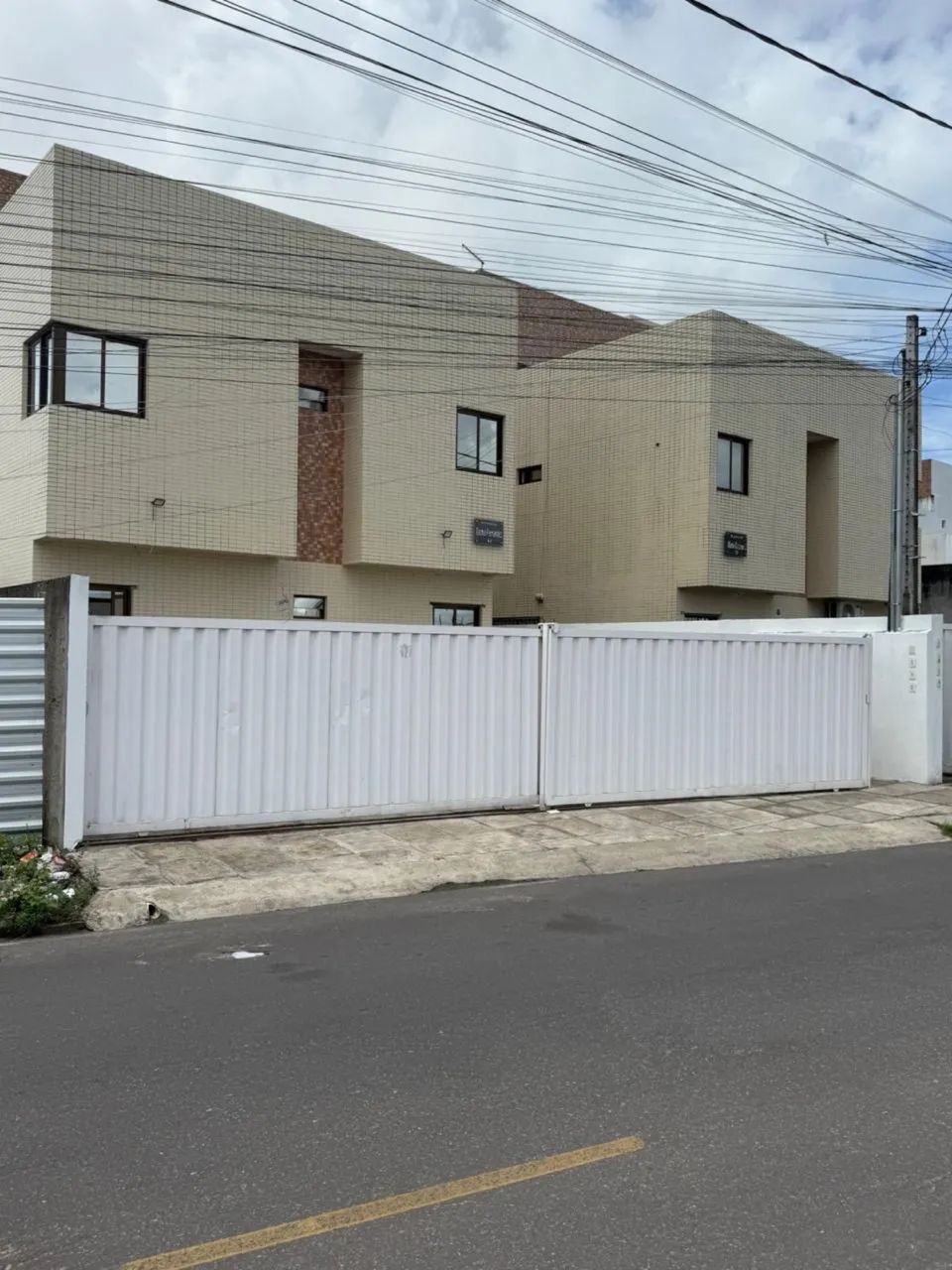 Alugo apartamento 