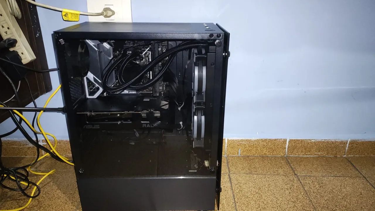 PC Gamer i7 14700KF + RX7600 8GB + SSD 1TB