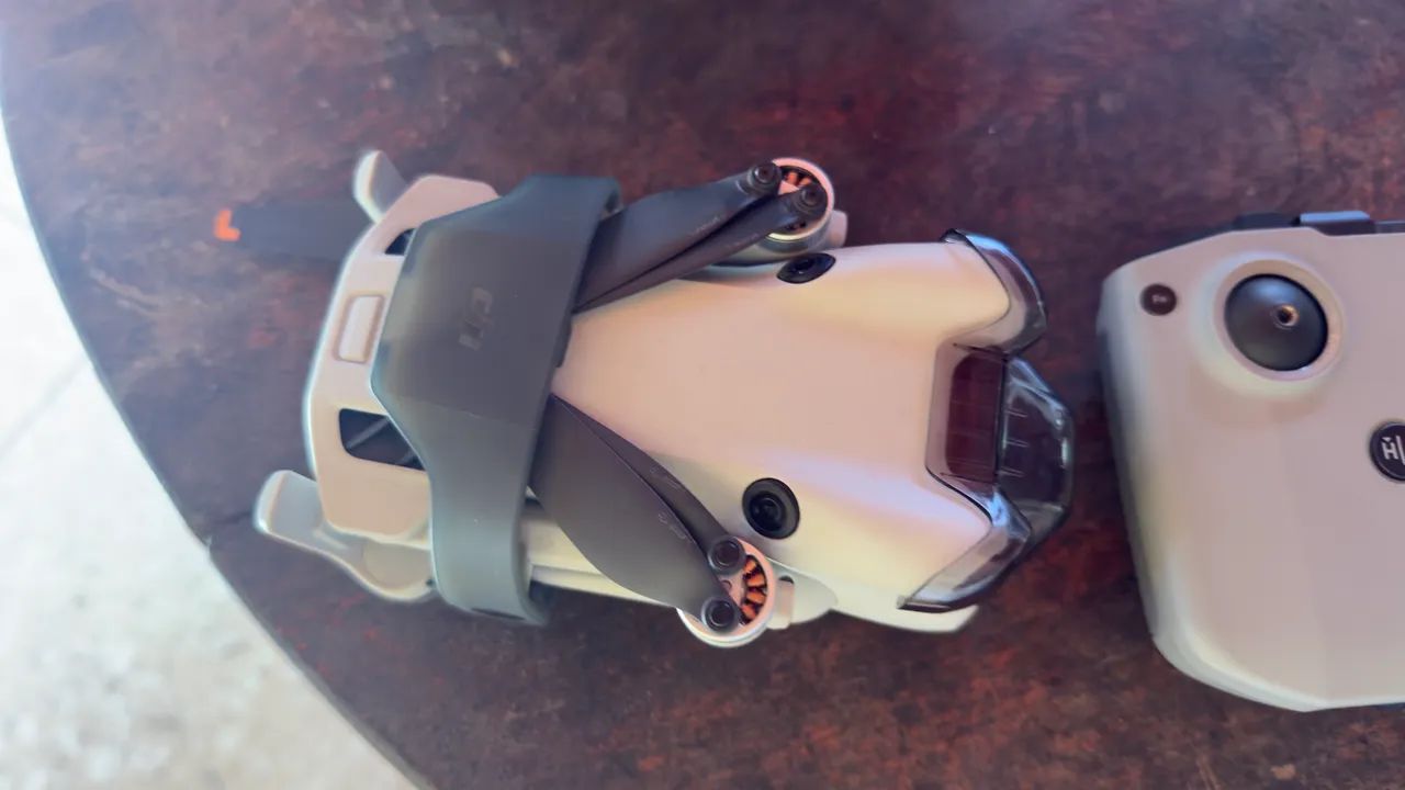 DJI mini 4 pro 