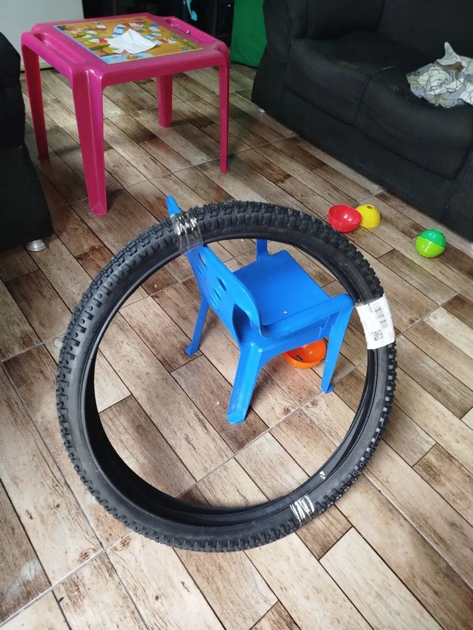Um par de Pneu aro 26, não e reduzido 