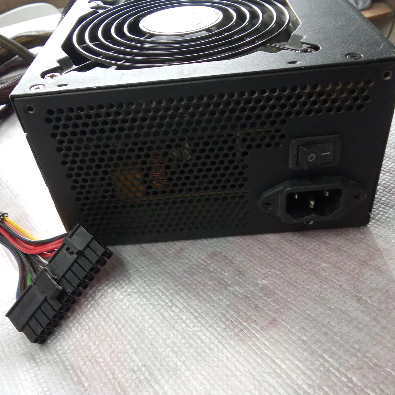 Fonte Corsair cx600.   600w.  Usada - Foto 5