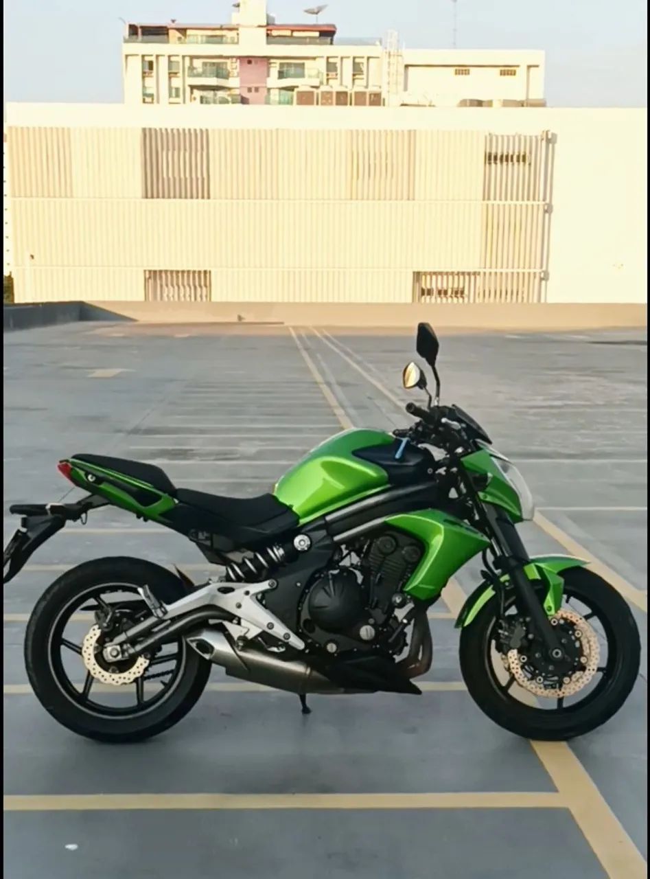 Kawasaki ER6-N - 650 cc - Foto 2