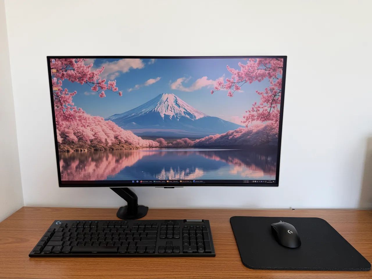 Monitor Gamer Samsung OLED 32" 4K 240Hz G8 (G80SD) Com nota fiscal e 10 meses de garantia