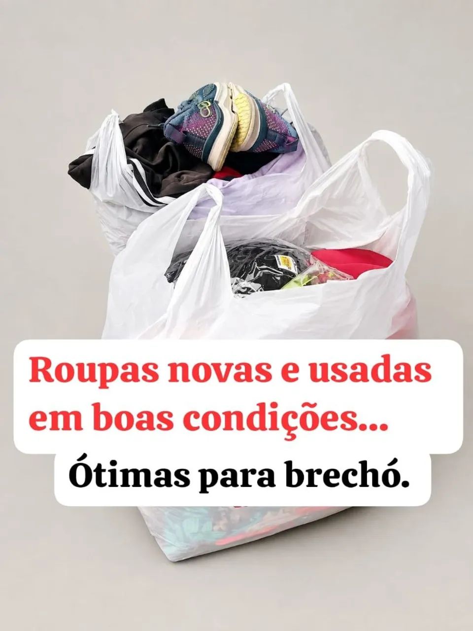 Roupas novas e usadas