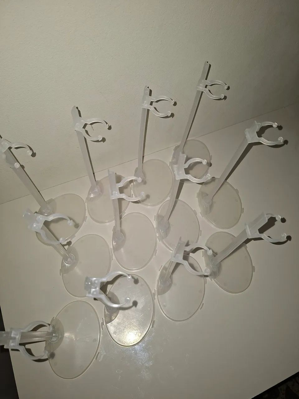 12 Suportes Transparentes para Bonecas - Foto 3