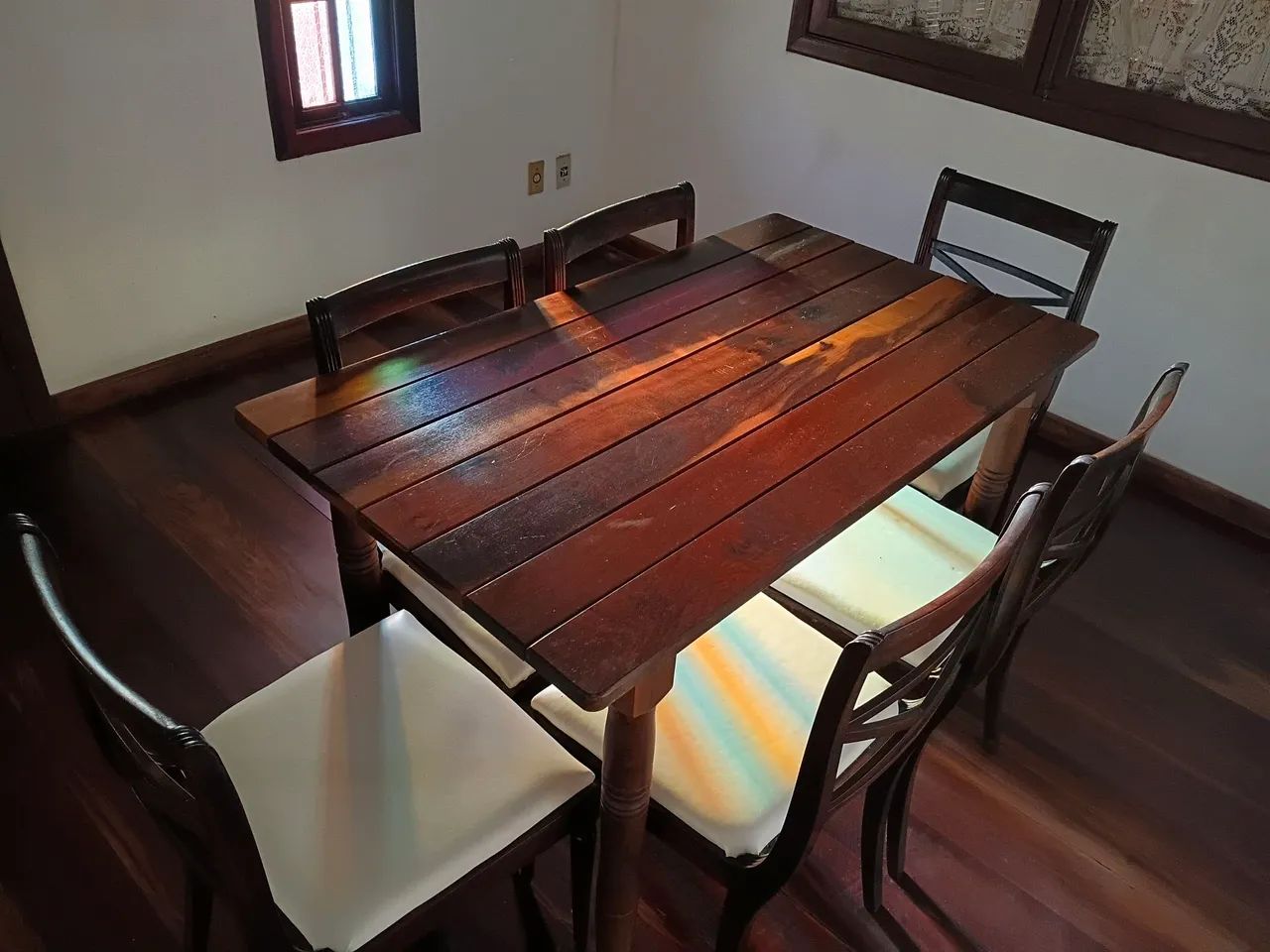CONJUNTO RETRÔ MESA COM 6 CADEIRAS  - Foto 4
