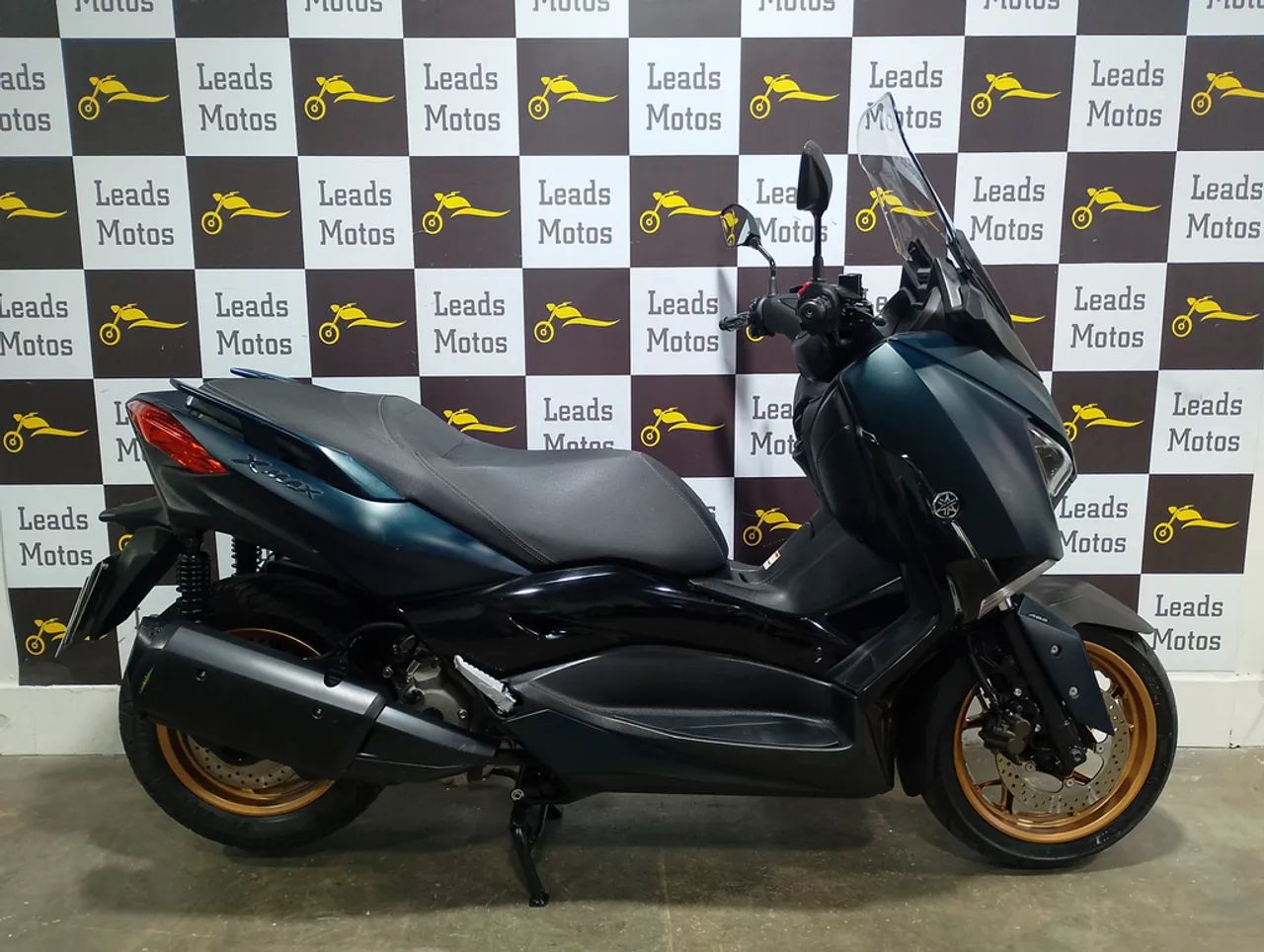 Yamaha XMAX 250