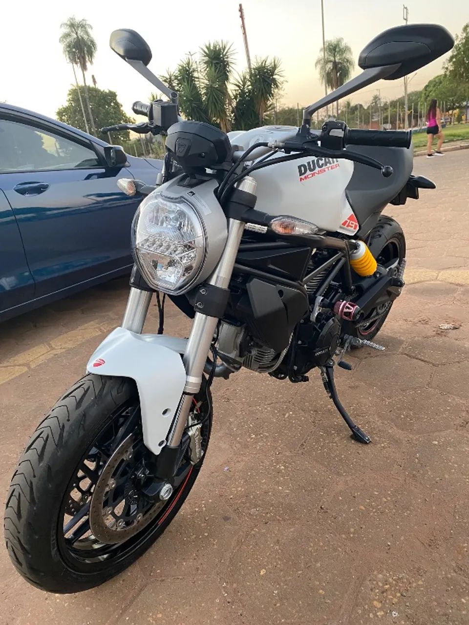 Ducati Monster 797. 803 cc.  - Foto 2