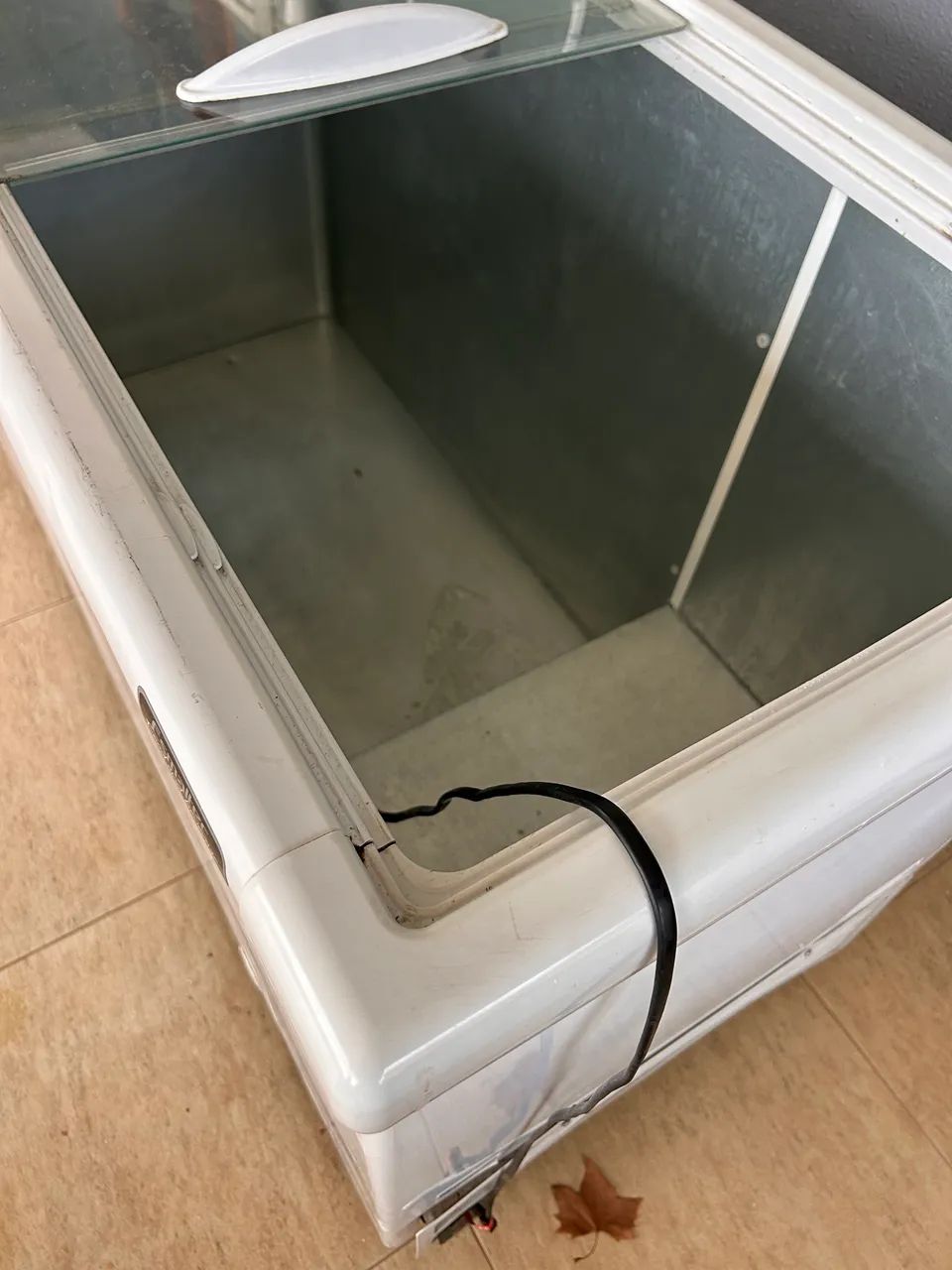 2 freezer expositor 400L - excelente estado - Foto 3